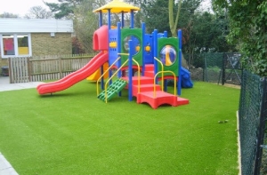 Lý do gì để chọn cỏ nhân tạo cho khu vui chơi trẻ em? Lý do gì để chọn cỏ nhân tạo cho khu vui chơi trẻ em?