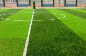 6 bước mà bạn cần biết khi vệ sinh sân bóng cỏ nhân tạo 6 bước mà bạn cần biết khi vệ sinh sân bóng cỏ nhân tạo