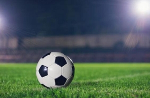 Luật thi đấu trên sân bóng đá cỏ nhân tạo 11 người (Phần 1) Luật thi đấu trên sân bóng đá cỏ nhân tạo 11 người (Phần 1)