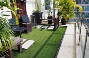 Các tiêu chí để chọn mua cỏ nhân tạo cho ban công Các tiêu chí để chọn mua cỏ nhân tạo cho ban công