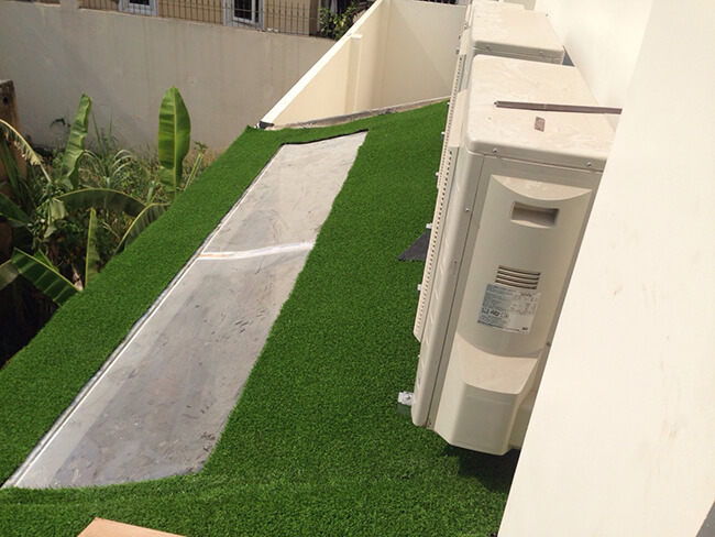 Thảm cỏ nhân tạo trong ứng dụng trang trí sân vườn